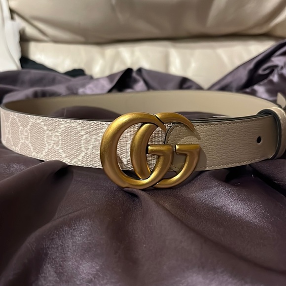Gucci Accessories - New w/out tags Gucci GG Narrow Belt Size 75-30. NO BOX
